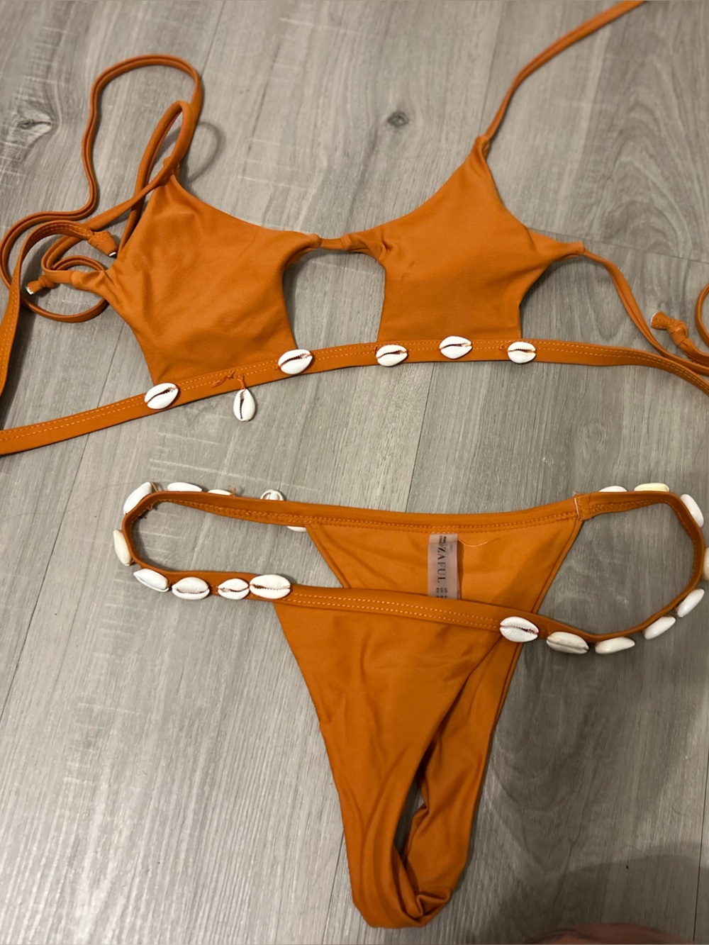 Zaful Orange Shell-Trim String Bikini
